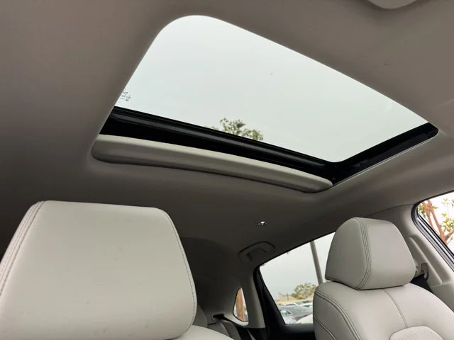Used 2024 Gray Honda EX-L image 7