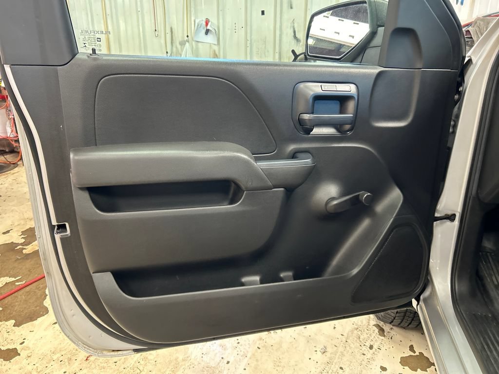 Used 2017 QUICKSILVER METALLIC GMC BASE image 15