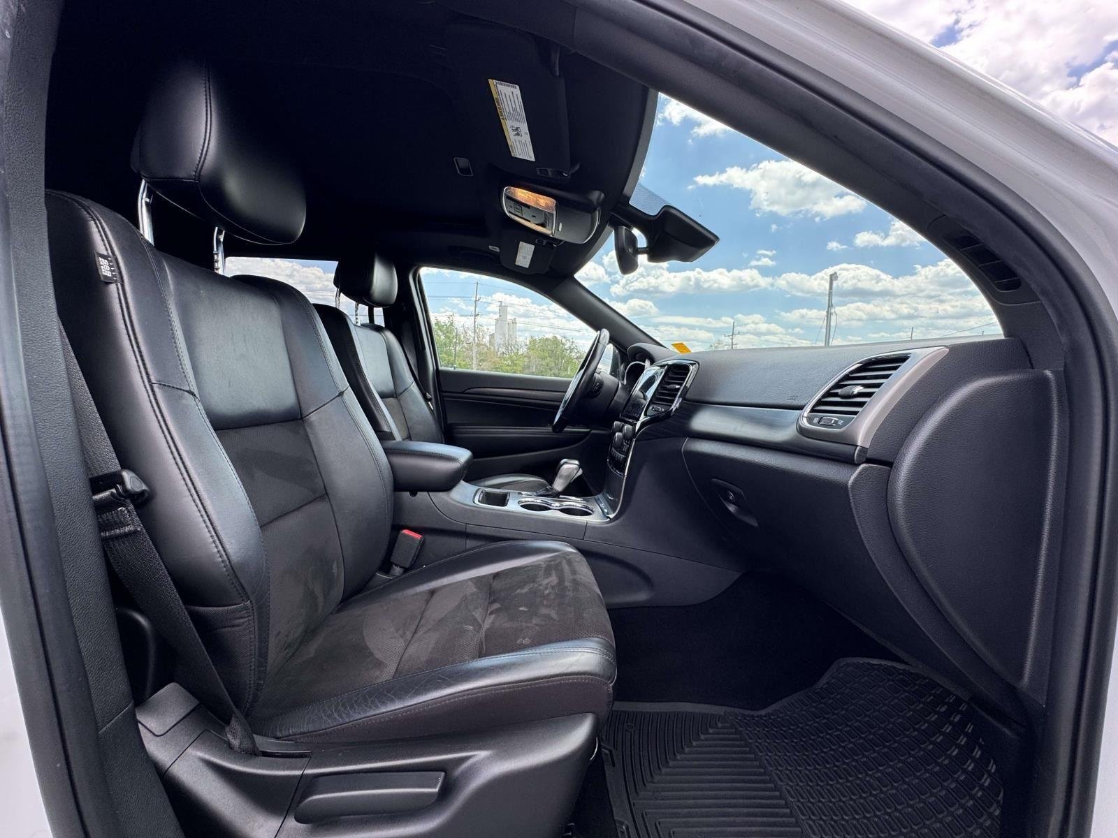 Used 2020 Bright White Clearcoat Jeep Altitude image 16