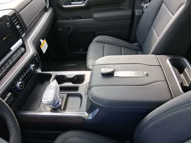 2026 GMC Sierra 1500 SLT - Photo 12
