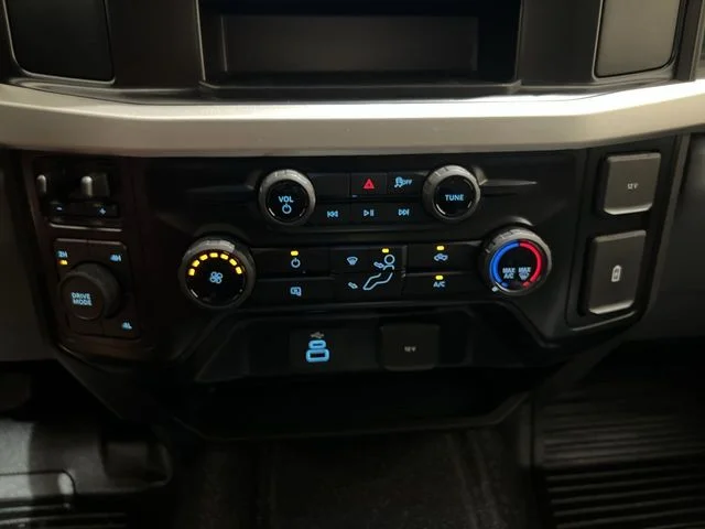 New 2026 Oxford White Ford F-350® XL image 15