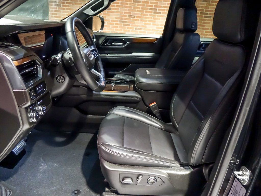 2025 GMC YUKON - Image 11