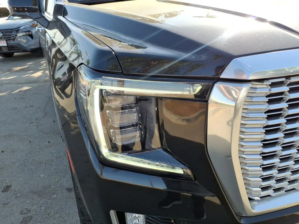 Used 2023 Black GMC Denali image 3