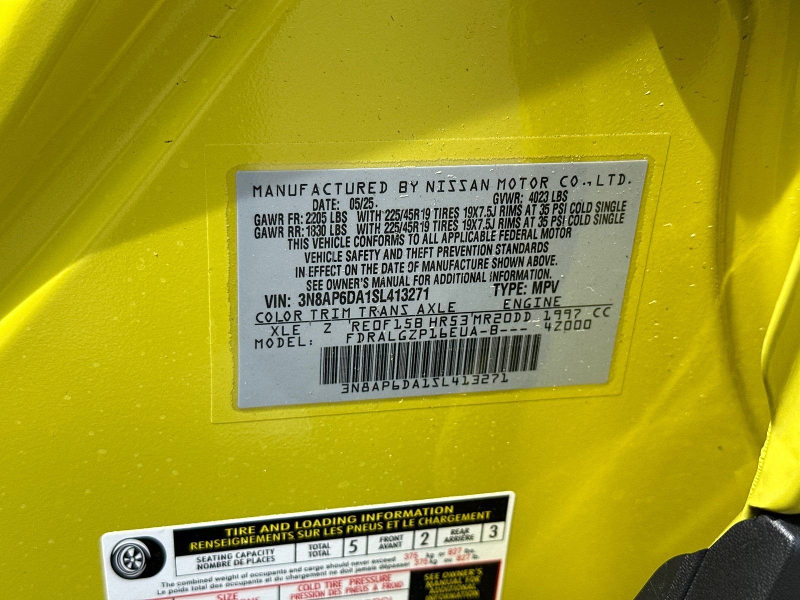 Certified Used 2025 Yellow Nissan SR image 29