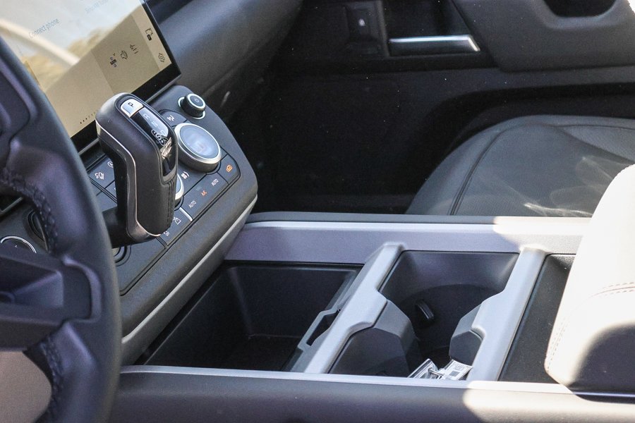 New 2026 Santorini Black Land Rover X image 21