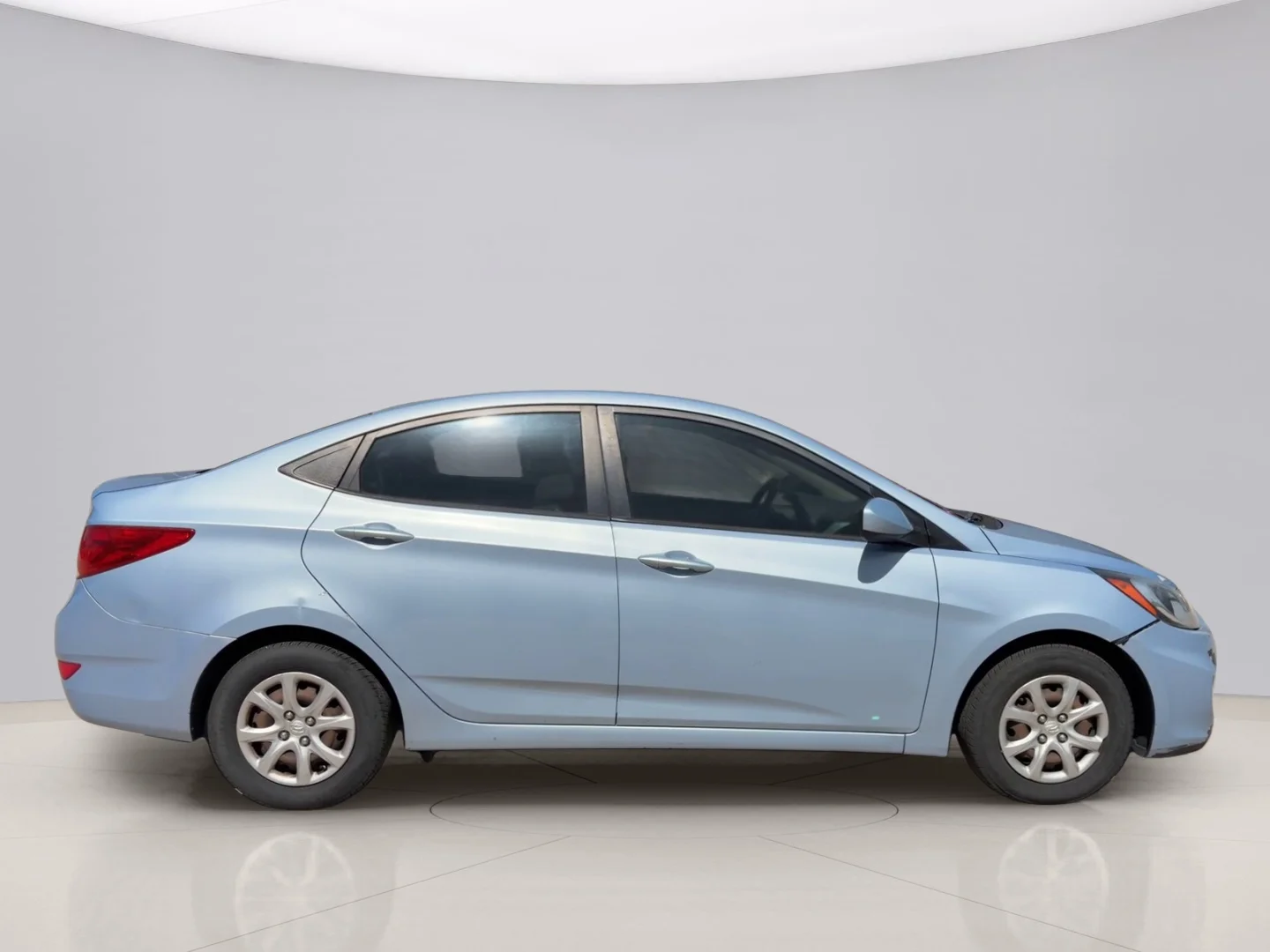 Used 2013 Blue Hyundai GLS image 6