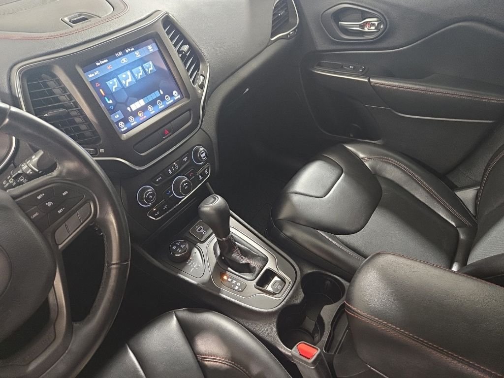 2020 Jeep Cherokee Trailhawk - Photo 12