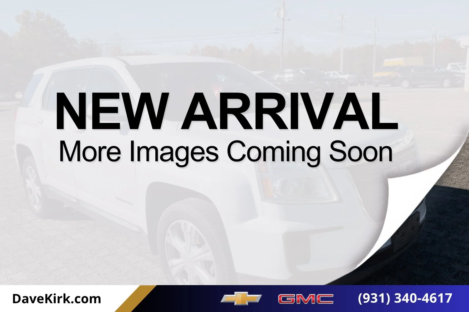 Used 2017 SUMMIT WHITE GMC SLE image 1