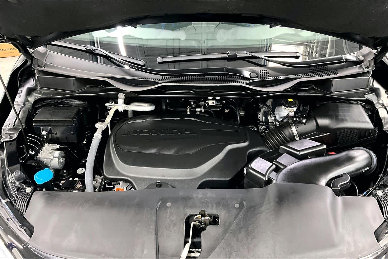 Used 2025 GRAY Honda EX-L image 32