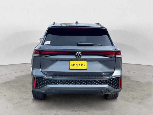 New 2026 Silver Volkswagen 2.0T SE R-Line Black image 4