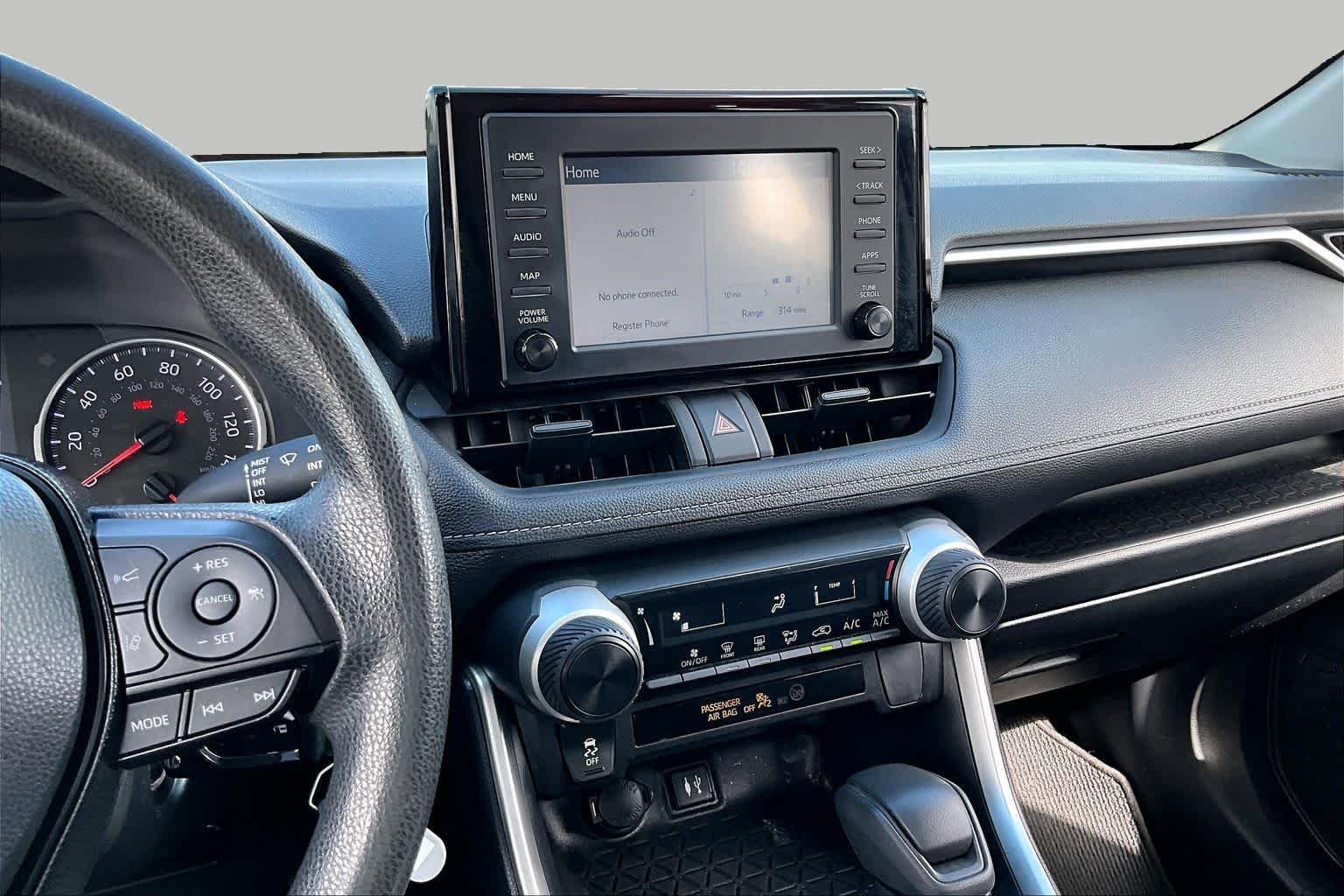 Used 2019 Midnight Black Metallic Toyota LE image 7