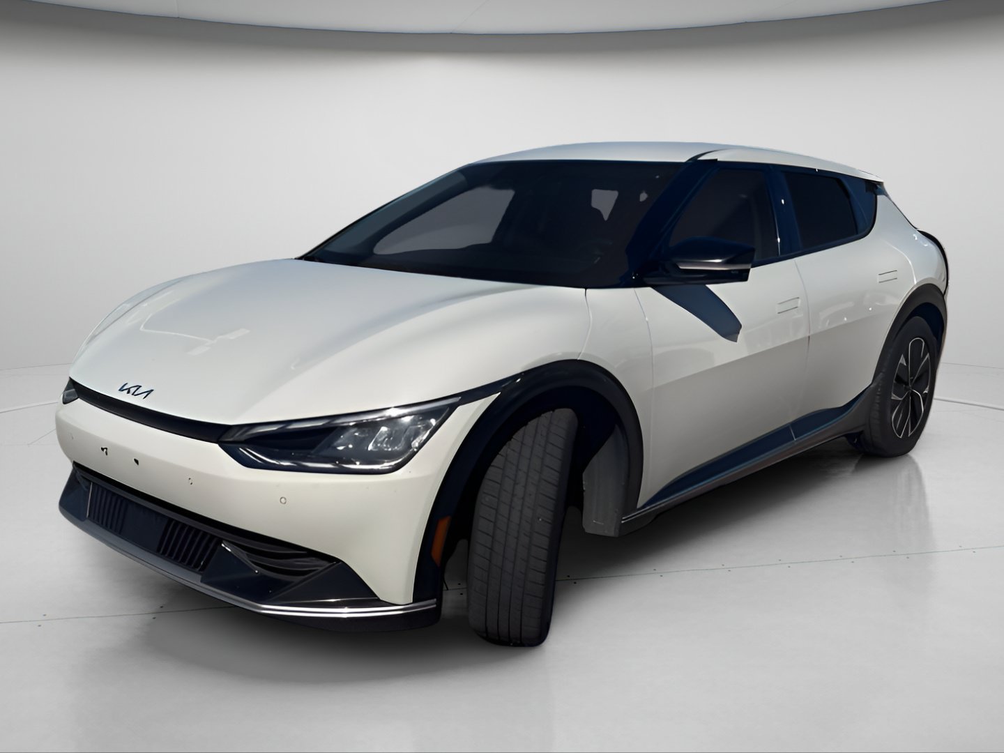 Certified Used 2023 Glacier Kia Wind image 16