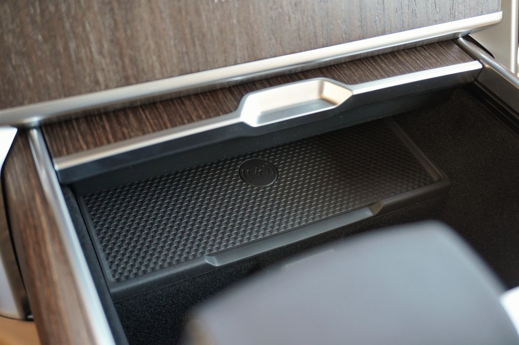 2026 LAND ROVER RANGE ROVER - Image 32