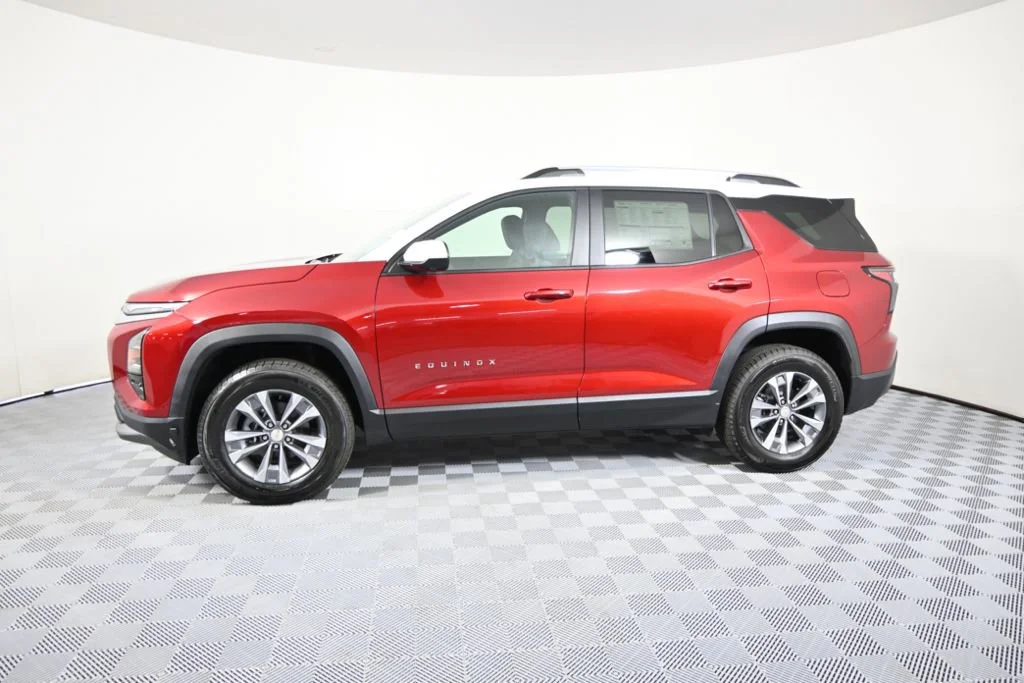 2026 Chevrolet Equinox LT - Photo 2