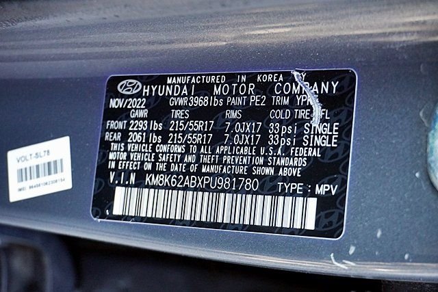 Used 2023 Gray Hyundai SEL image 29
