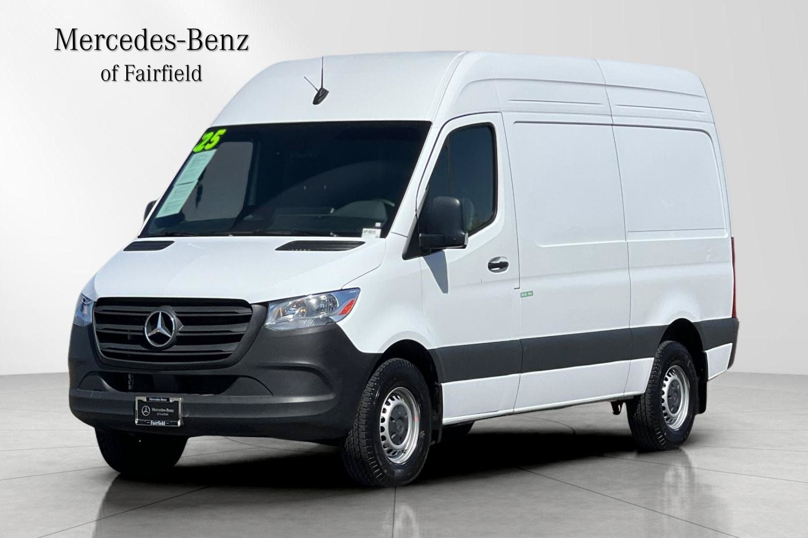 2025 Mercedes-Benz Sprinter 2500 144 WB's photo