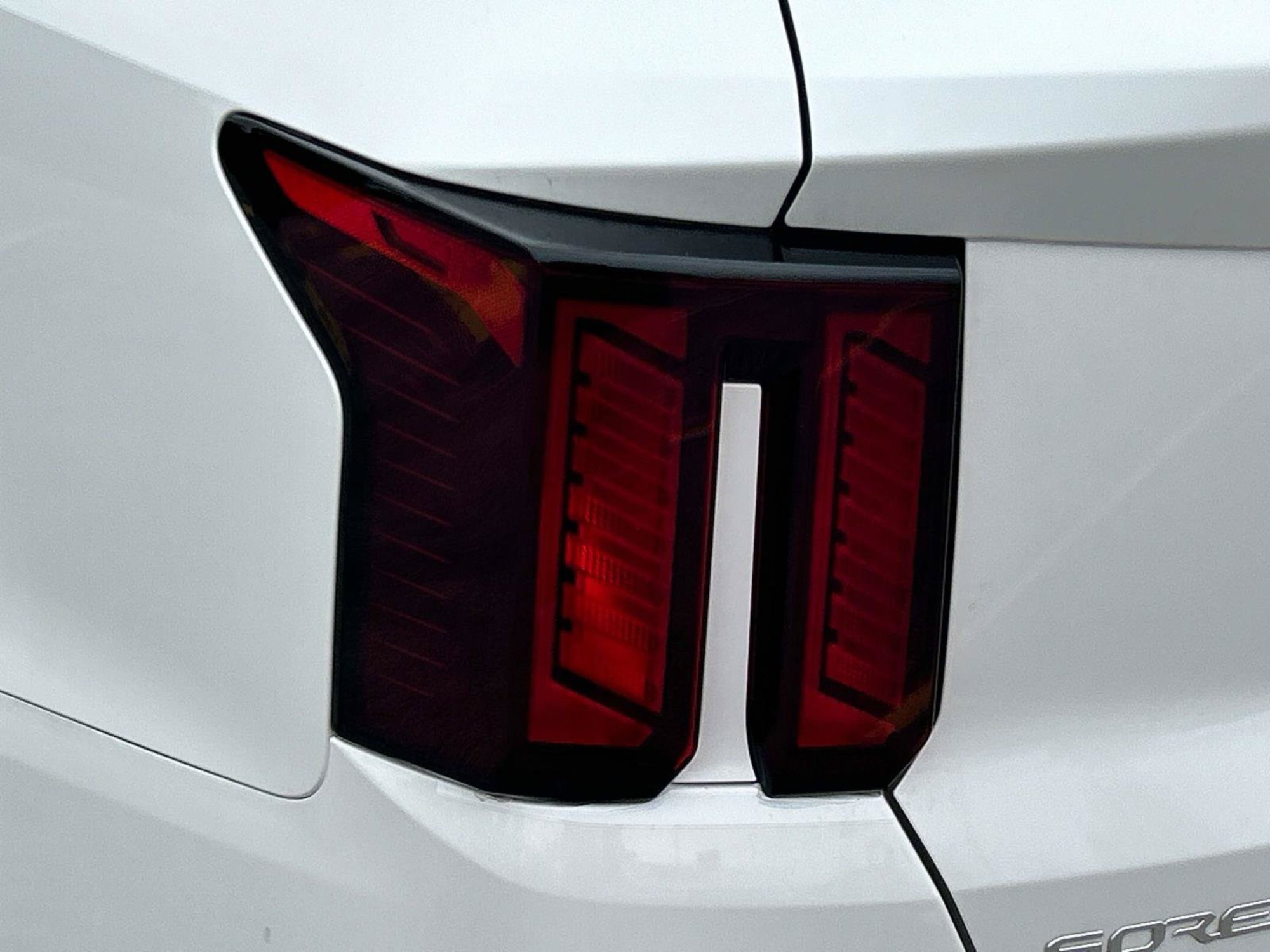 New 2026 Snow White Pearl Kia EX image 34