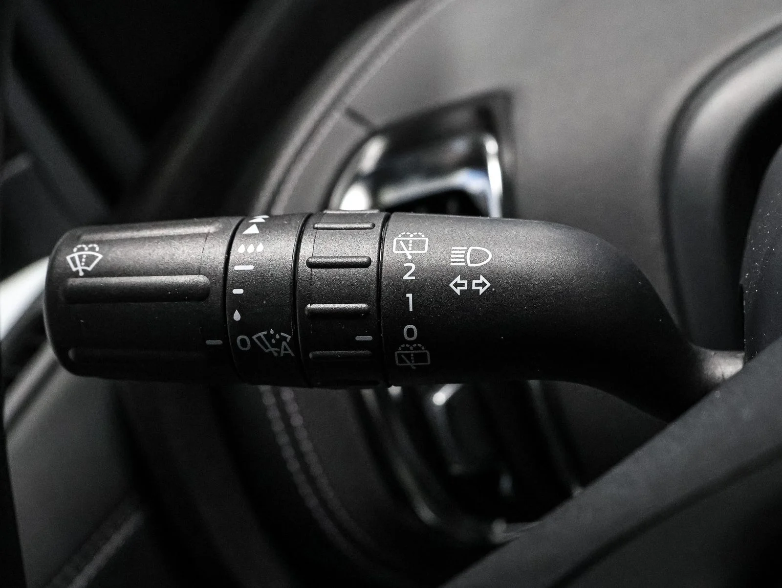 New 2026 Agate Black Metallic Ford MAX Platinum® image 44