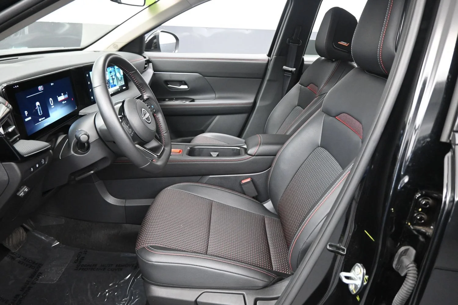 Certified Used 2026 Super Black Nissan SR image 9