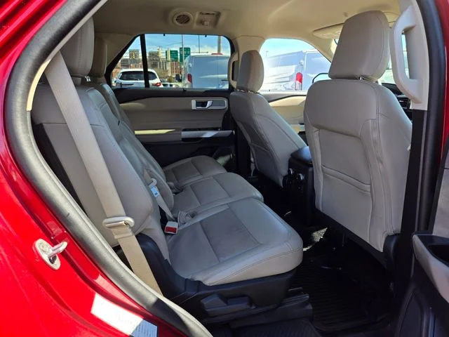 Used 2023 Red Ford Limited image 19