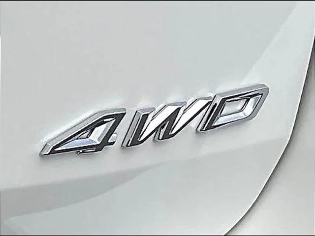 New 2026 Star White Metallic Tri-Coat Ford Active image 50