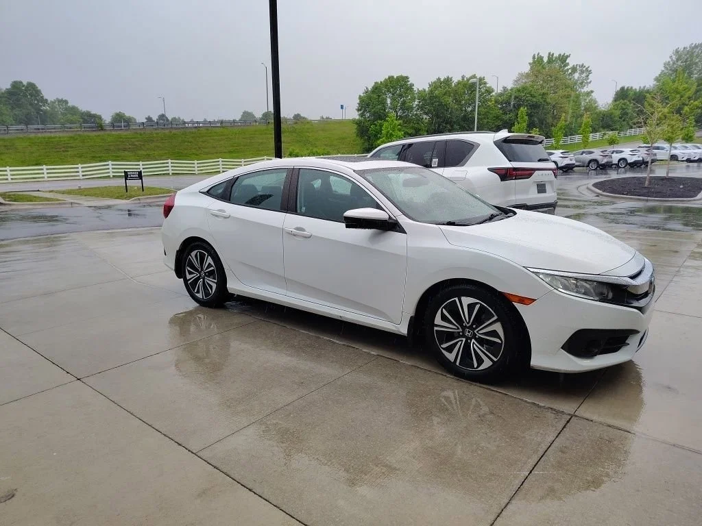 Used 2018 Honda Civic EX-L with VIN 2HGFC1F78JH643674 for sale in Fort Wright, KY