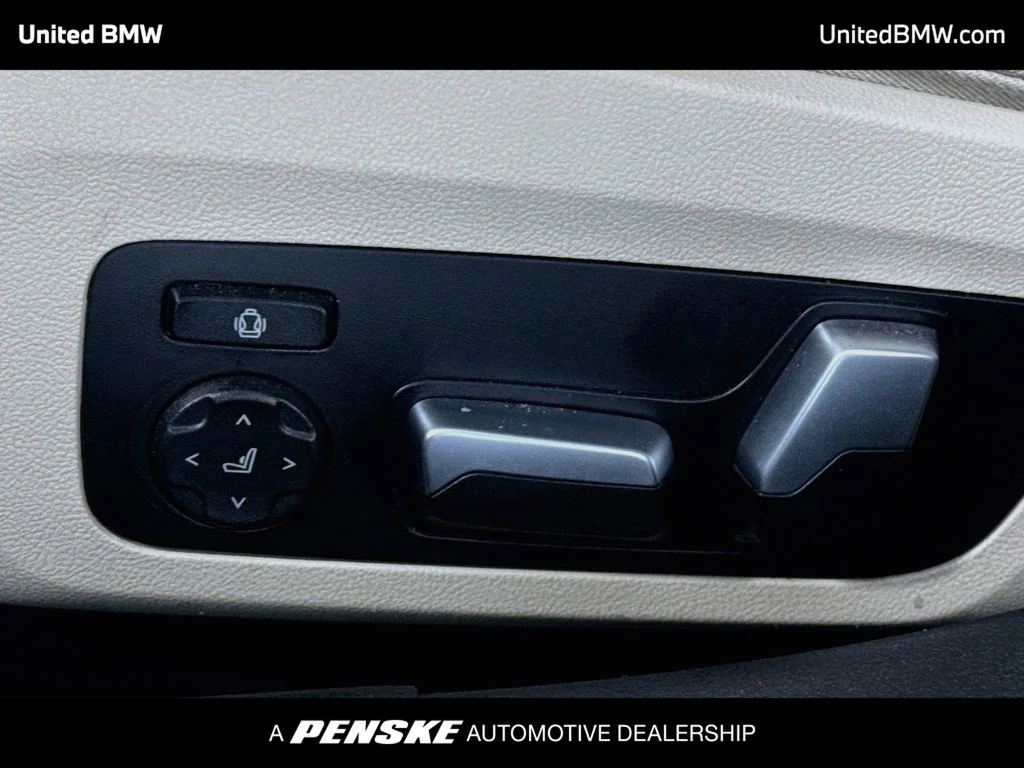 Used 2021 Mineral Grey Metallic BMW 330i image 11