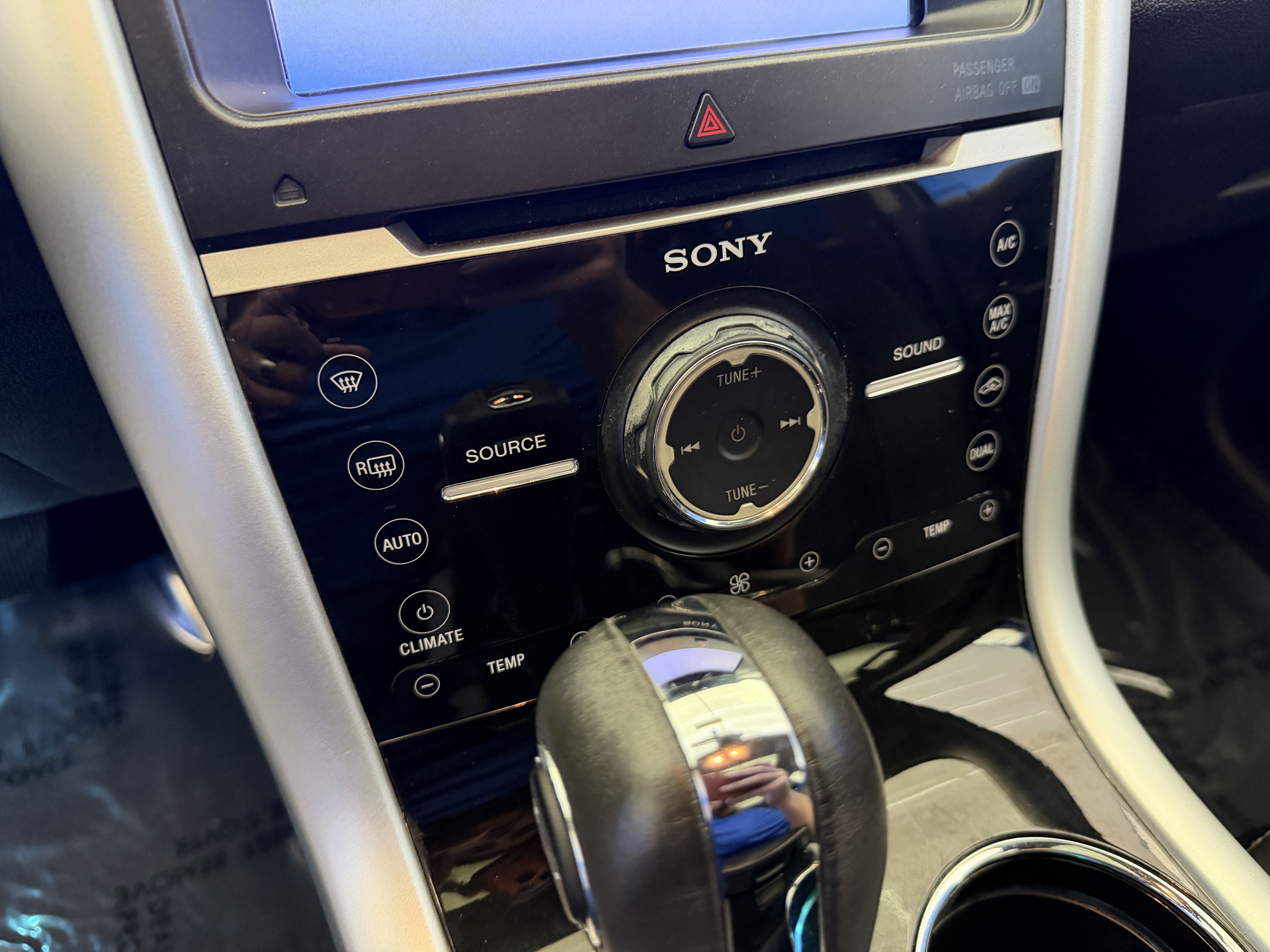 Used 2013 Tuxedo Black Metallic Ford Limited image 21