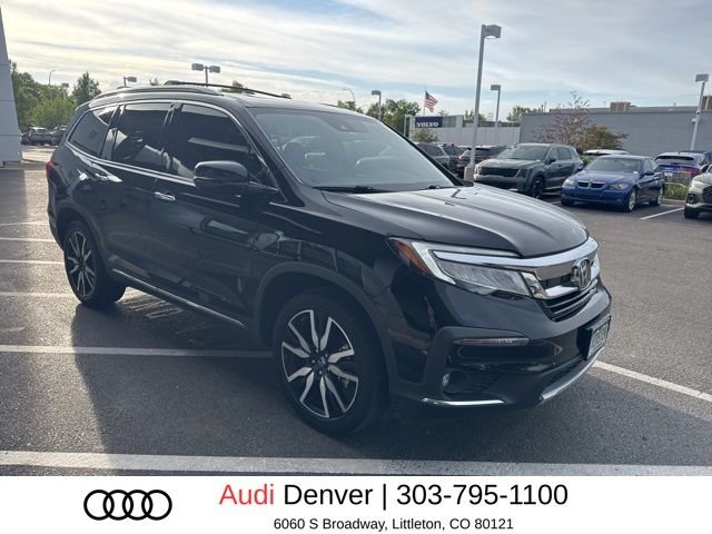Used 2022 Black Honda Touring image 4