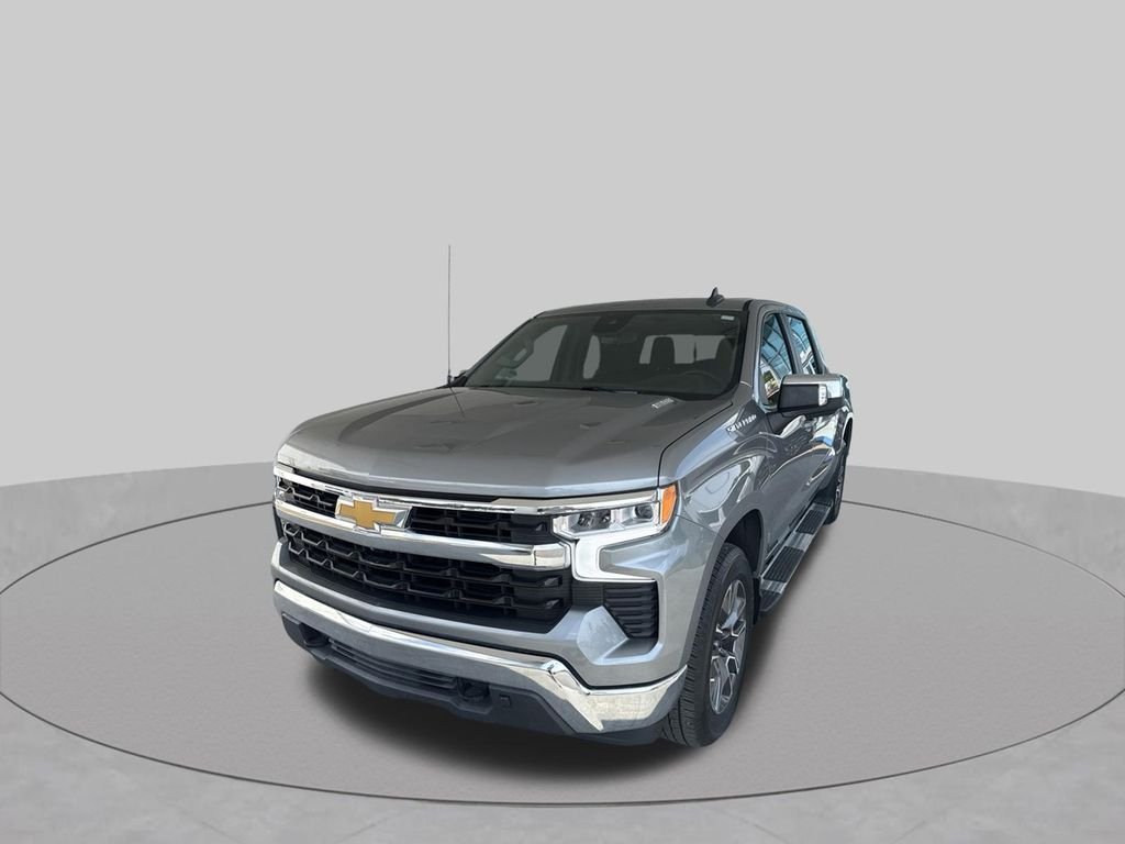 Used 2023 Gray Chevrolet LT image 16