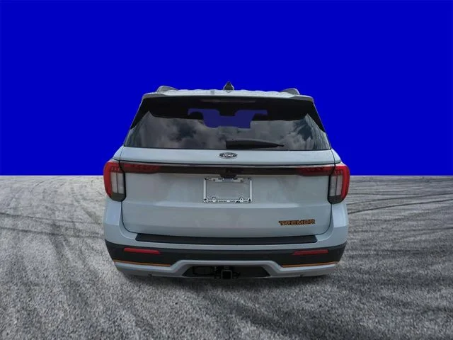New 2026 Space White Metallic Ford Tremor® image 5