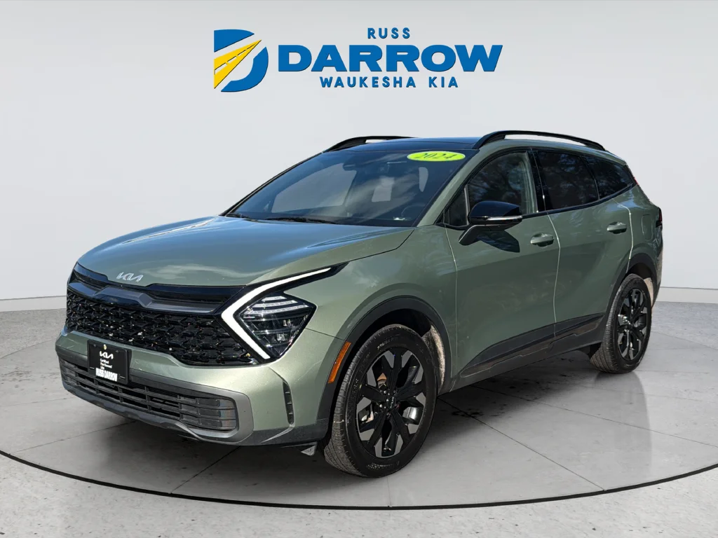 Used 2024 Green Kia X-Line image 1
