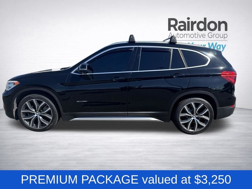 Used 2017 Black BMW xDrive28i image 2