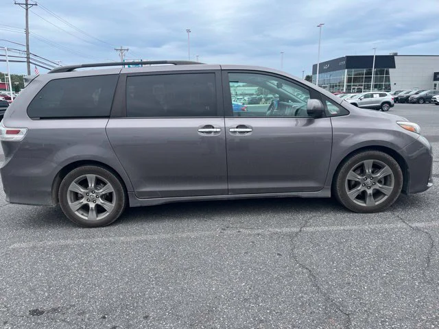 Used 2019 Gray Toyota SE image 8