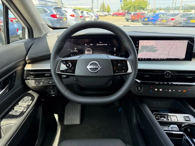 New 2026 Everest White Pearl Tricoat Nissan Platinum image 17