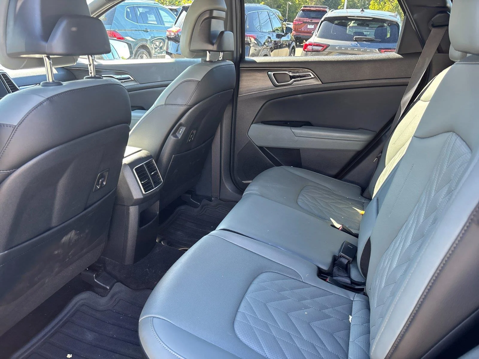 Used 2024 Ebony Black Kia X-Line image 32