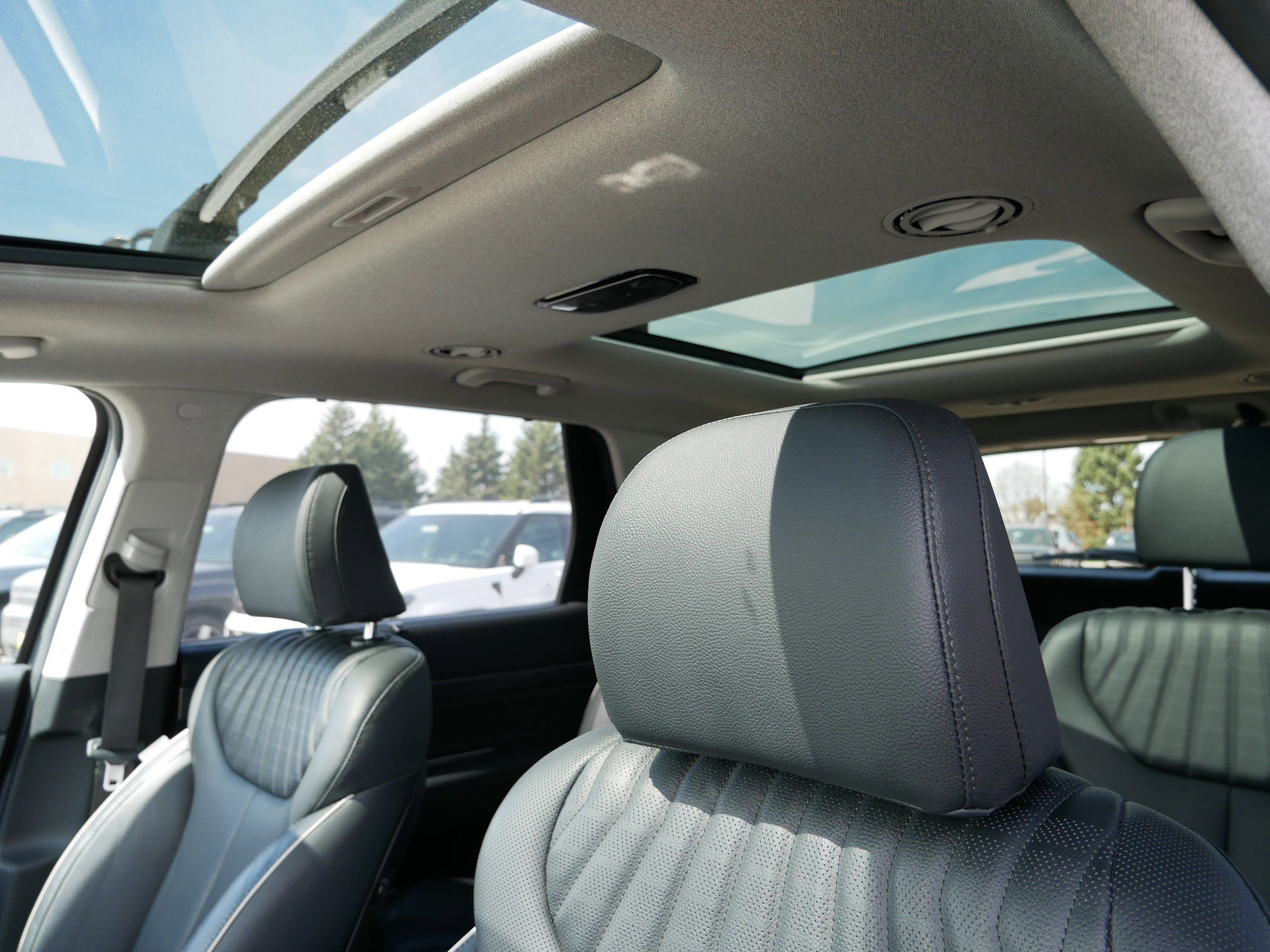 Certified Used 2023 Moonlight Cloud Hyundai Limited image 20