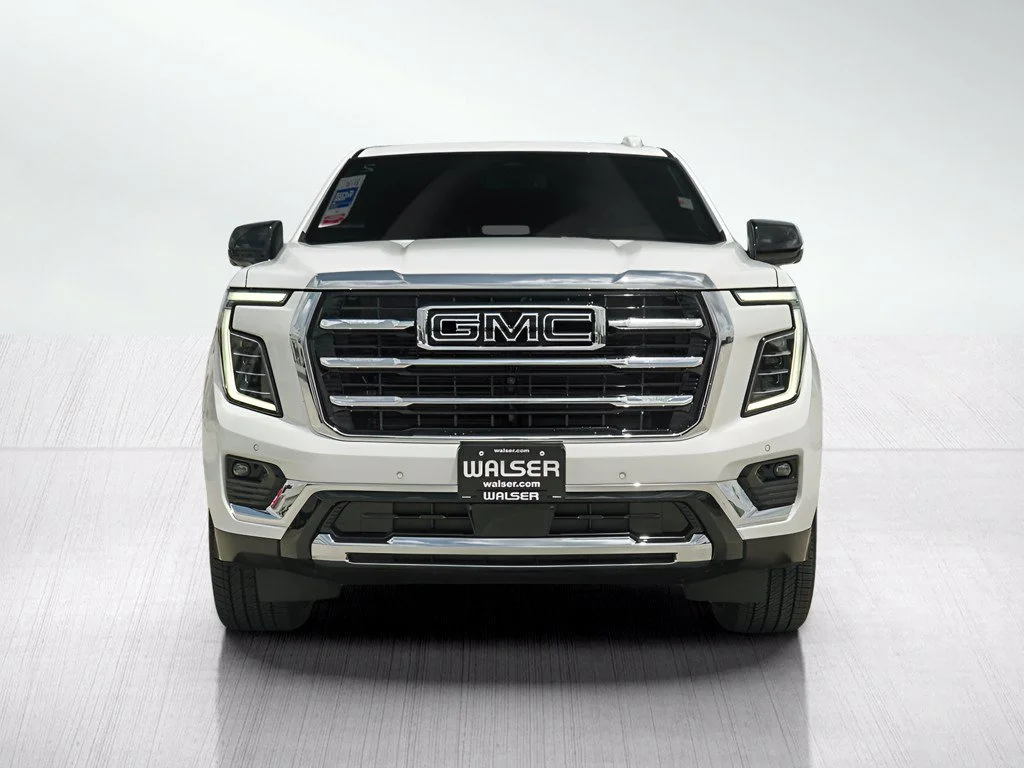 New 2026 Summit White GMC Elevation image 2
