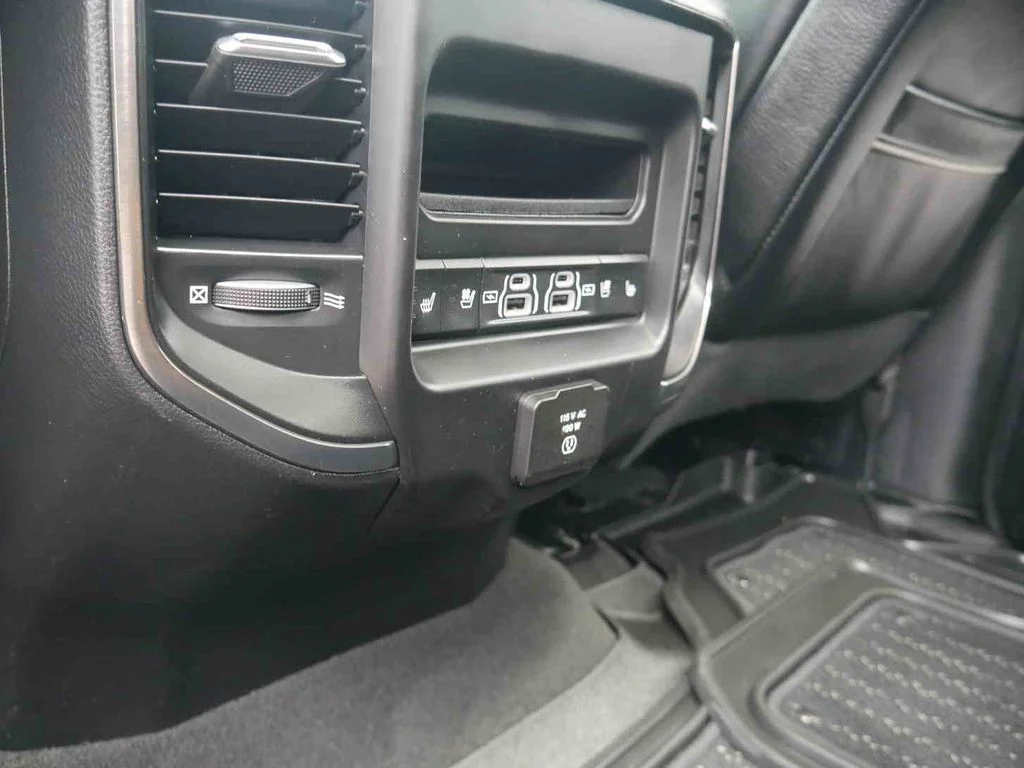 Used 2021 White Ram Limited image 23