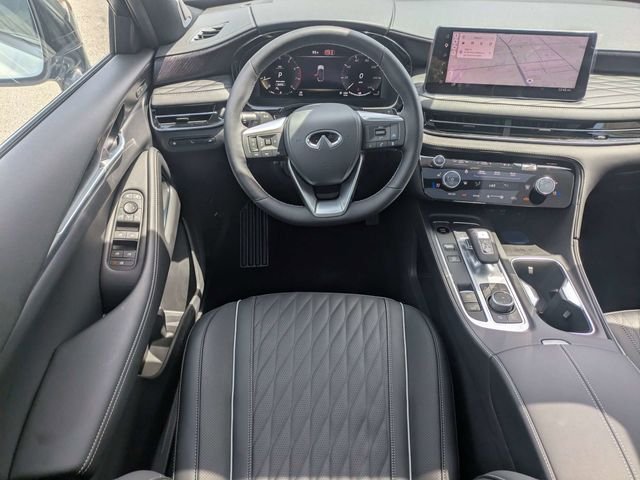 New 2027 2T RAD WHT INFINITI Autograph AWD image 17