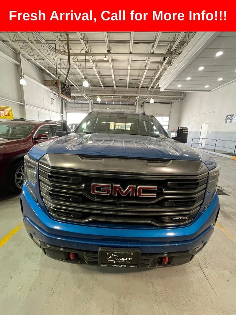 Used 2023 GMC Sierra 1500 AT4 with VIN 3GTUUEEL5PG314836 for sale in Kansas City