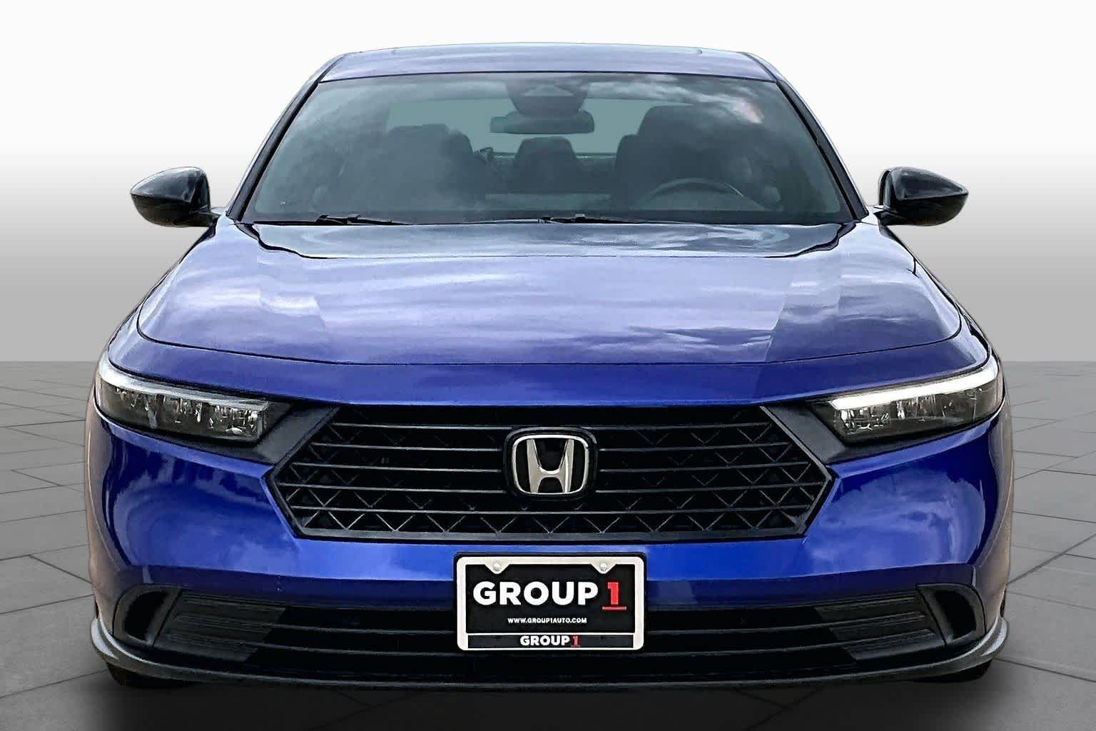 Used 2023 Still Night Pearl Honda Sport image 6