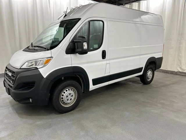 Used 2025 White Ram High Roof image 2