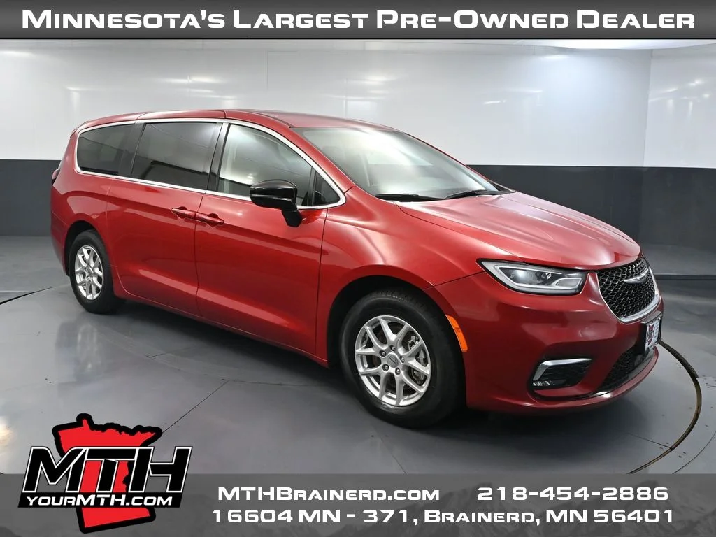 Used 2024 Red Chrysler Touring L image 1