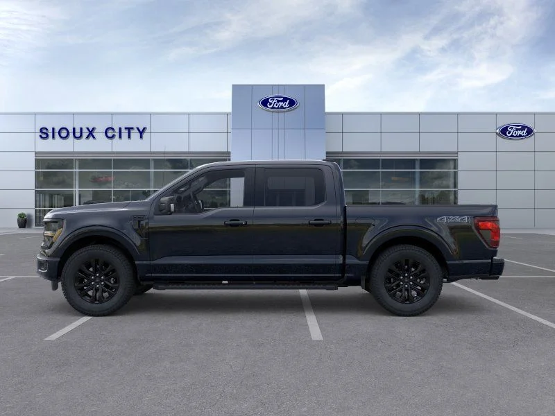 New 2026 Black Ford XLT image 3