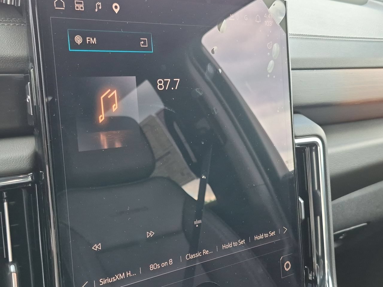 2026 GMC Yukon Denali - Photo 13