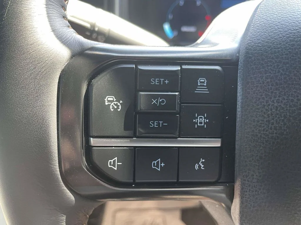 Certified Used 2024 Gray Ford Platinum image 28