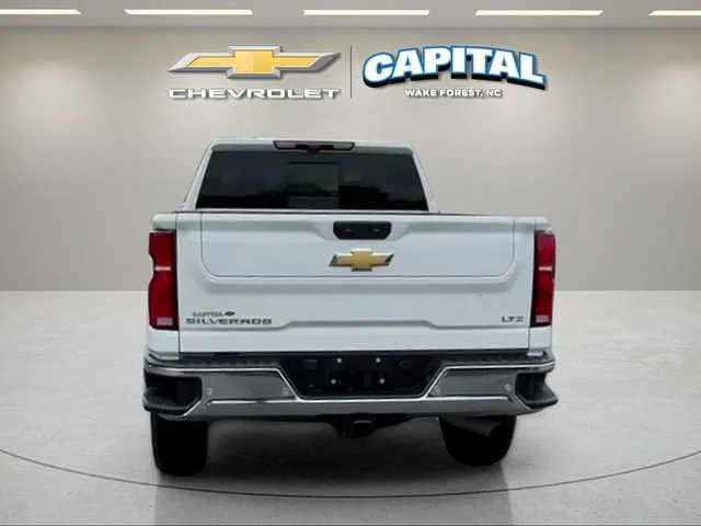 Used 2025 Summit White Chevrolet LTZ image 4