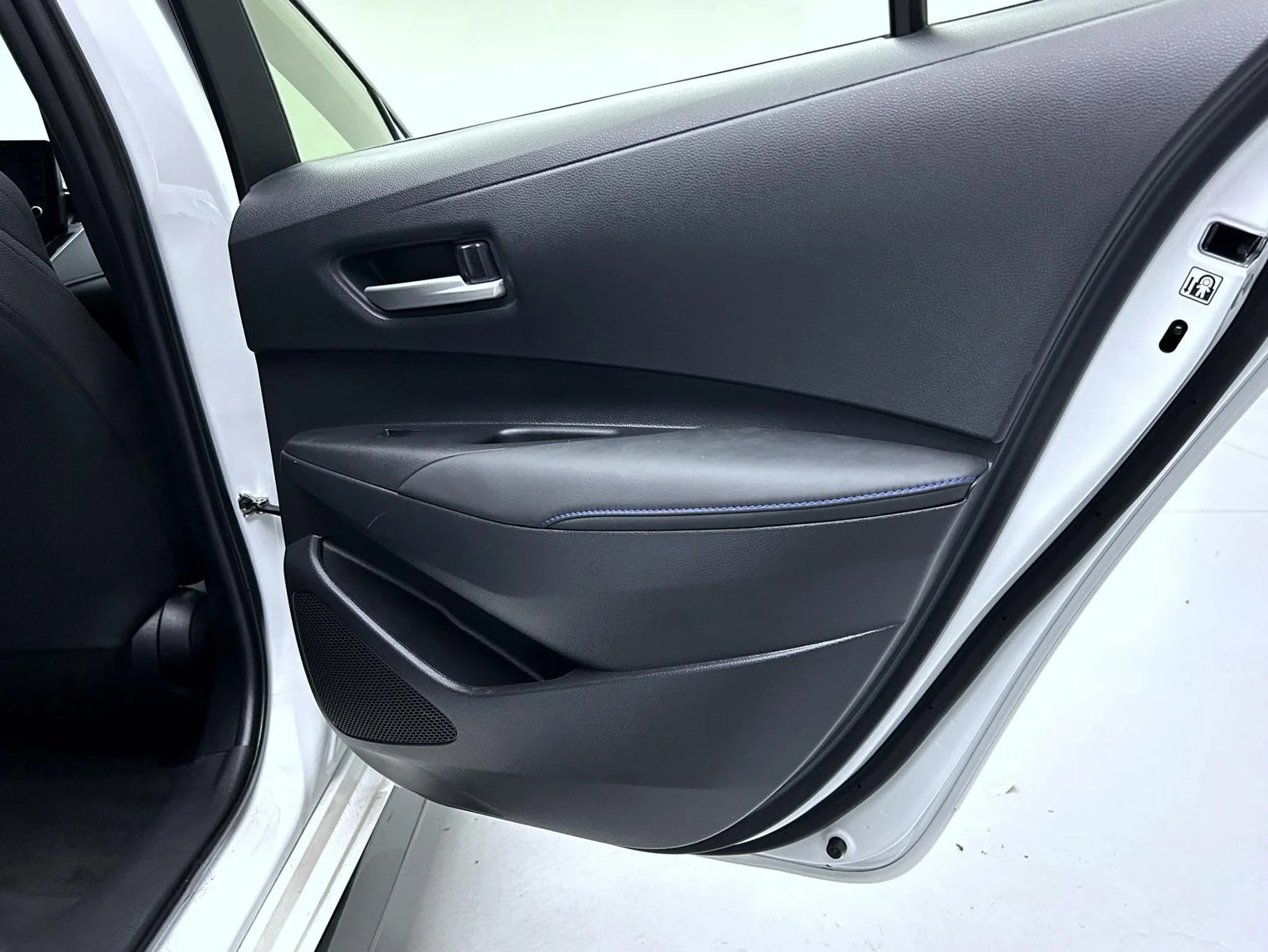 Used 2022 White Toyota SE image 17