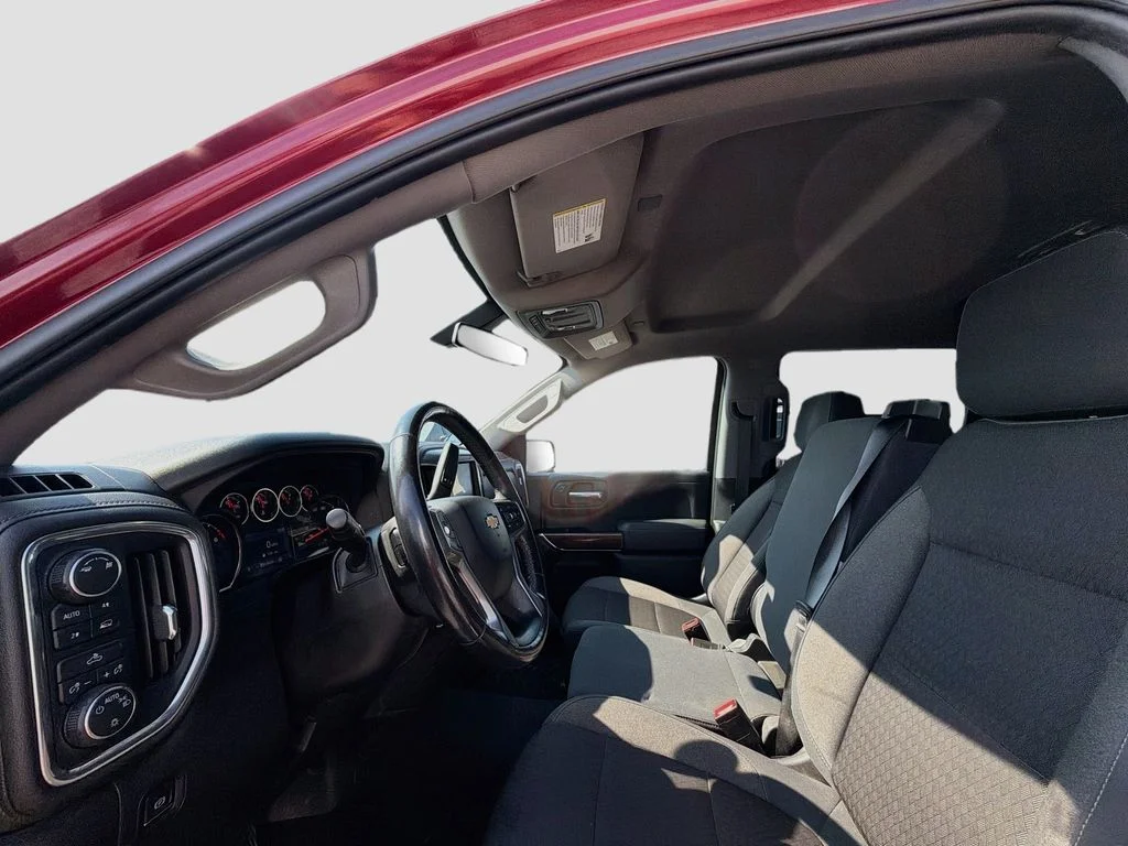 Used 2019 Red Chevrolet LT image 22